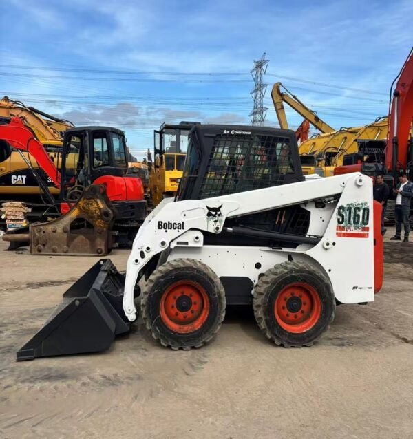 minicargadora-bobcat-s160-2024-2